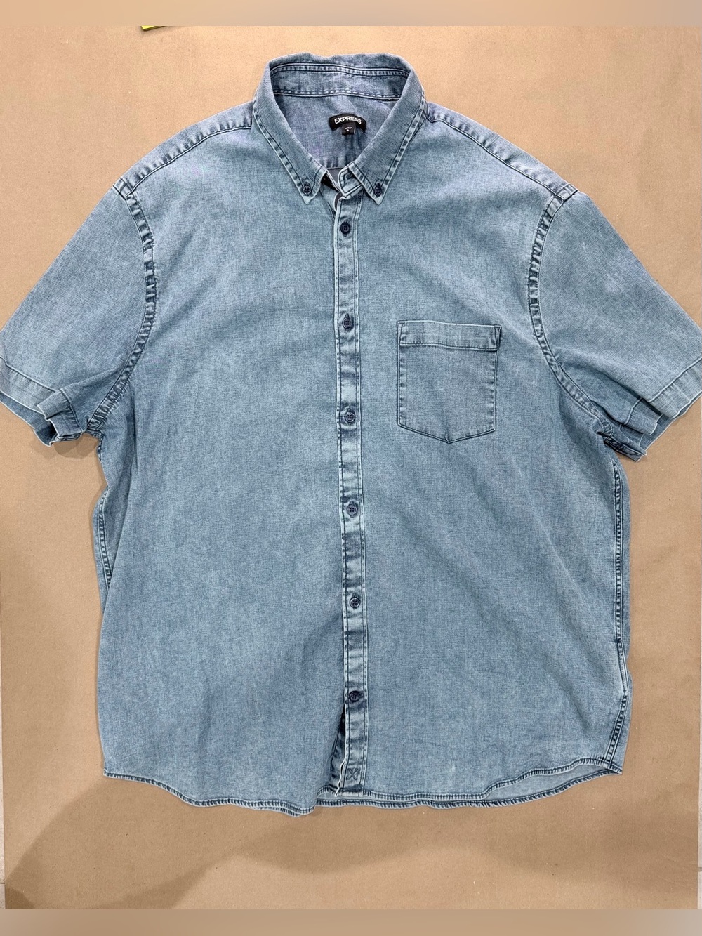 Express Short‑Sleeve Denim Button‑Down – Men’s XL Lyocell/Cotton Blend